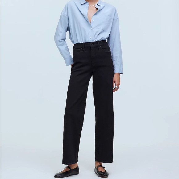 The perfect vintage wide-leg jean. worn minimal times, perfect condition. - Picture 2 of 5